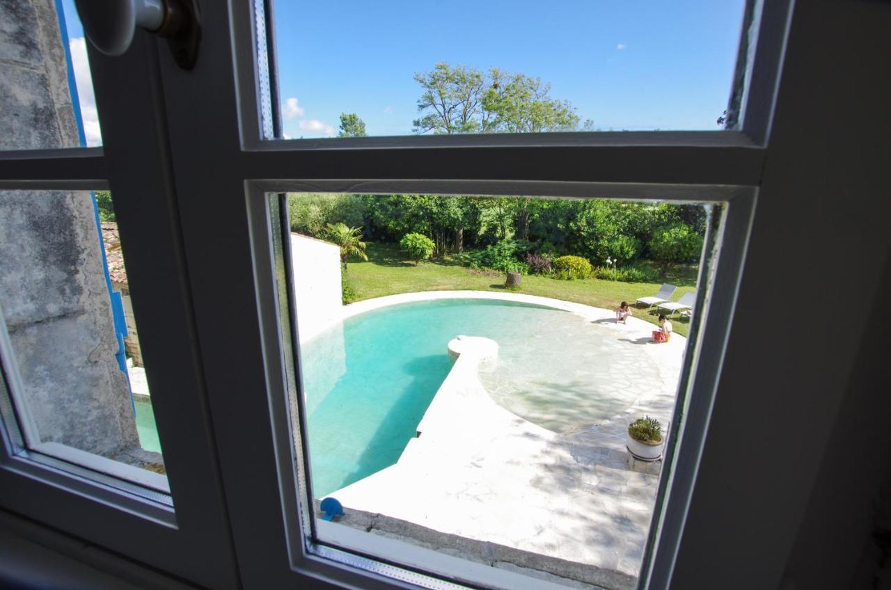 Bed and Breakfast Logis Saint Léonard Dompierre-sur-Mer Exterior foto
