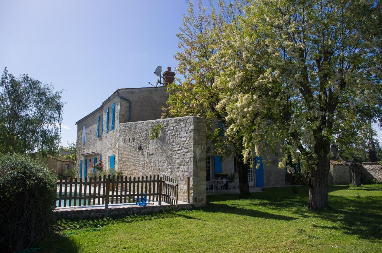 Bed and Breakfast Logis Saint Léonard Dompierre-sur-Mer Exterior foto