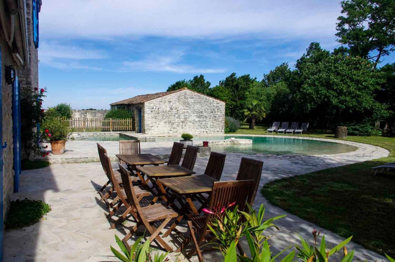 Bed and Breakfast Logis Saint Léonard Dompierre-sur-Mer Exterior foto