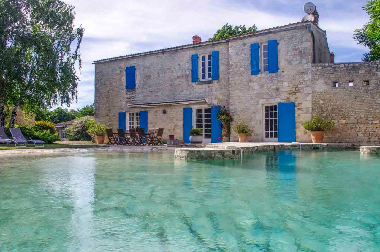 Bed and Breakfast Logis Saint Léonard Dompierre-sur-Mer Exterior foto