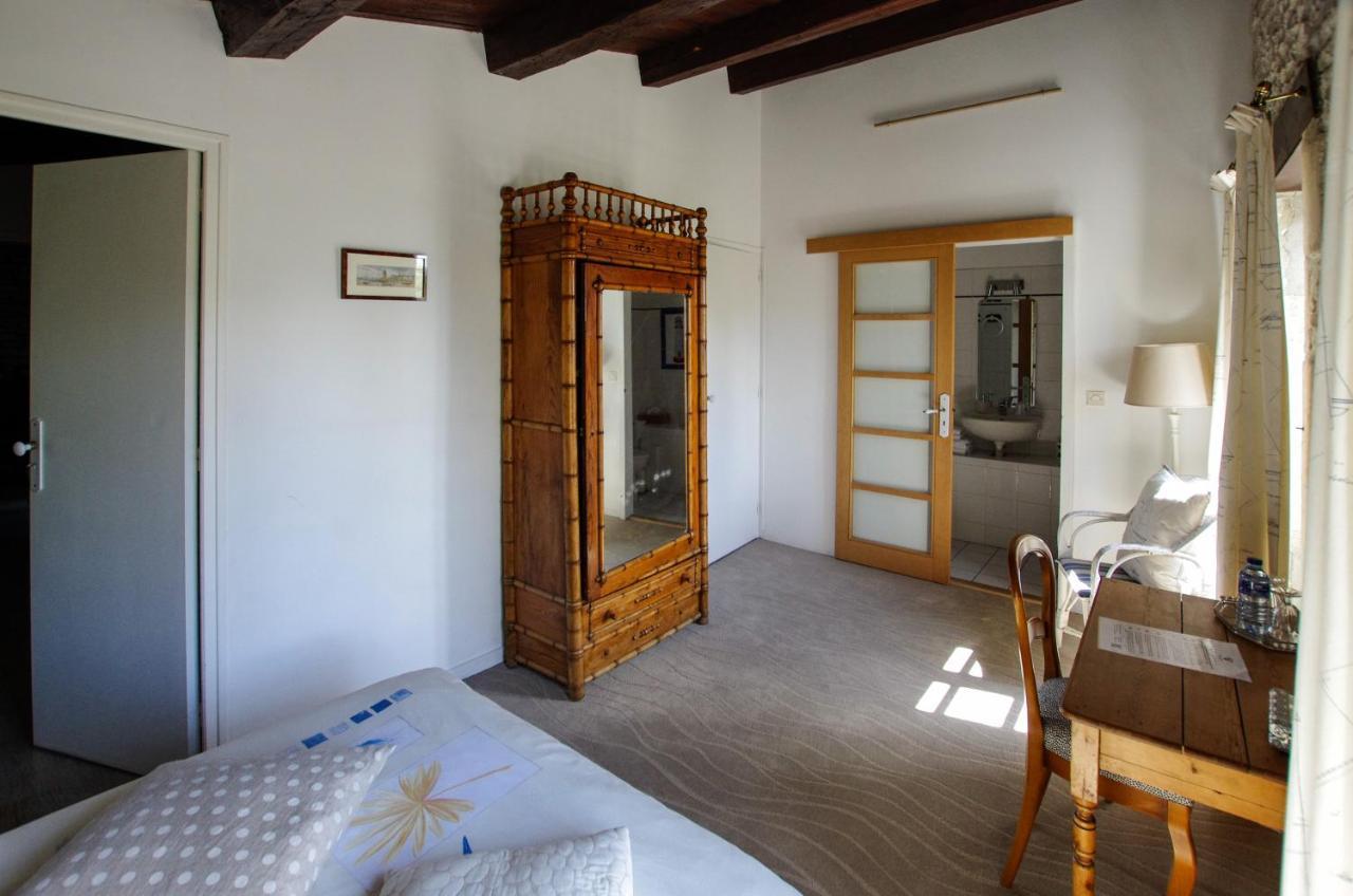 Bed and Breakfast Logis Saint Léonard Dompierre-sur-Mer Exterior foto