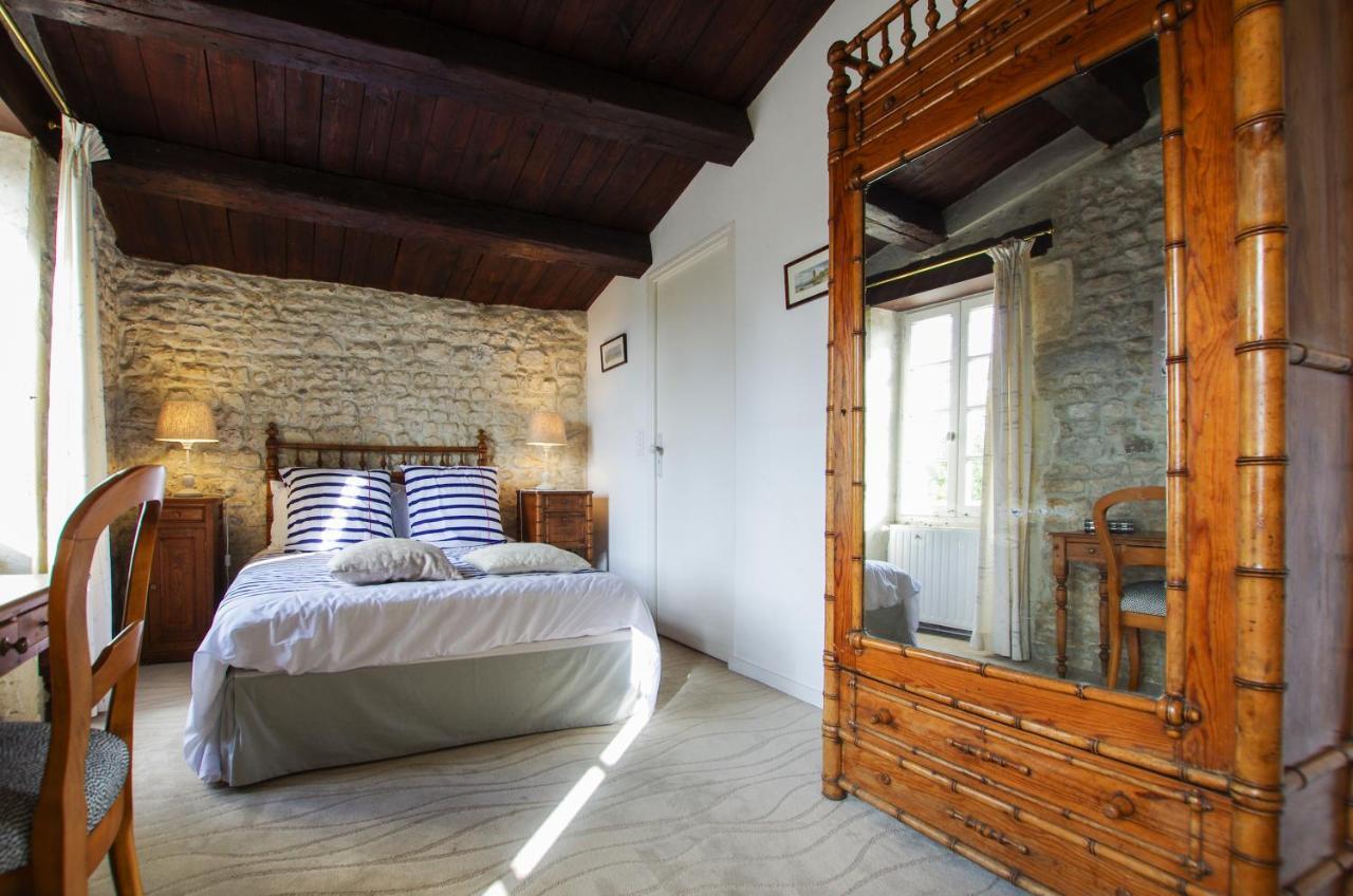 Bed and Breakfast Logis Saint Léonard Dompierre-sur-Mer Exterior foto