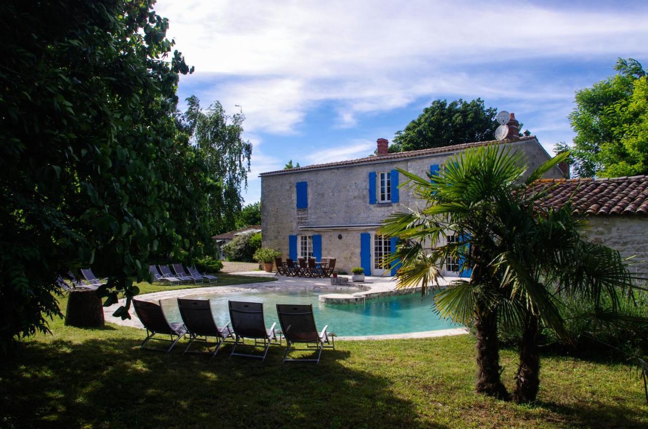 Bed and Breakfast Logis Saint Léonard Dompierre-sur-Mer Exterior foto