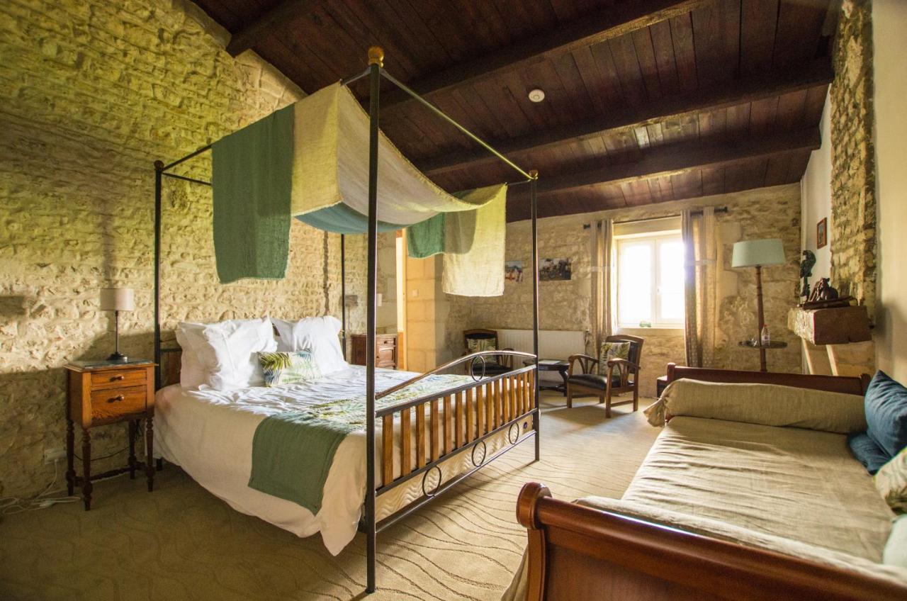Bed and Breakfast Logis Saint Léonard Dompierre-sur-Mer Exterior foto